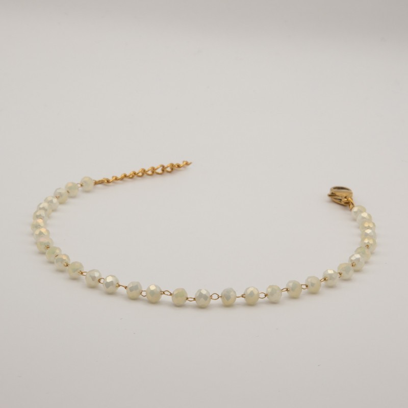parelmoerkleur kralen armbandje