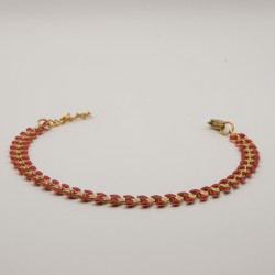 Roode blaadjes armbandje