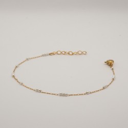 kleine parelmoer kleur kralen armbandje