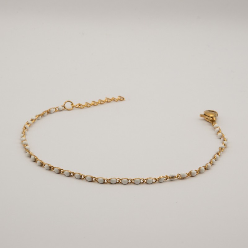 witte fijne kralen armbandje witte fijne kralen armbandje